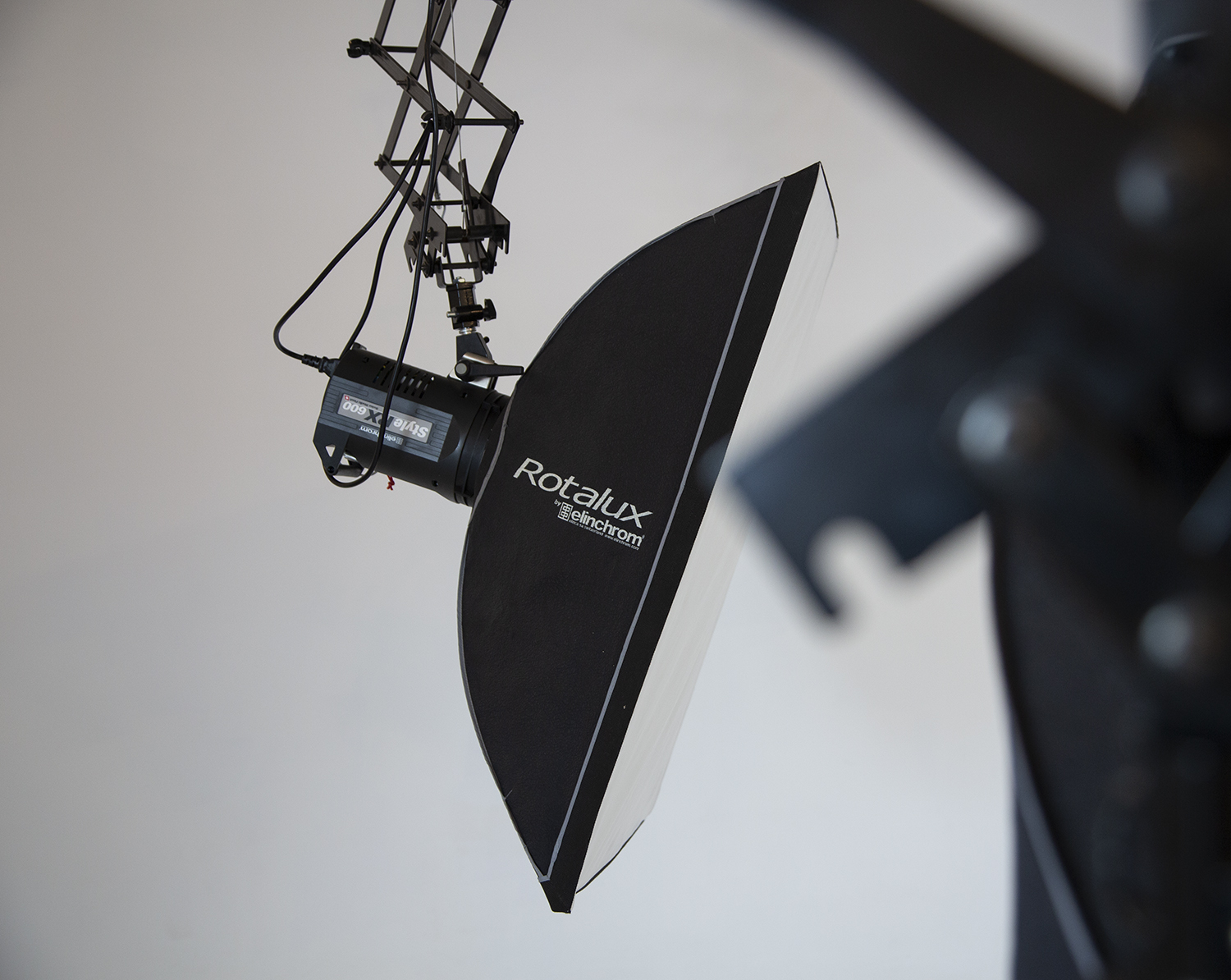 STUDIO 06